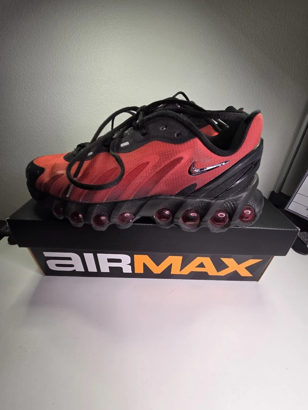 Nike bold red